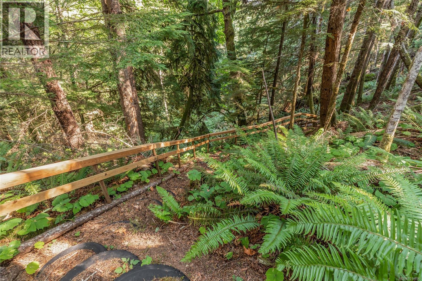 1375 Dolly Varden Way, Qualicum Beach