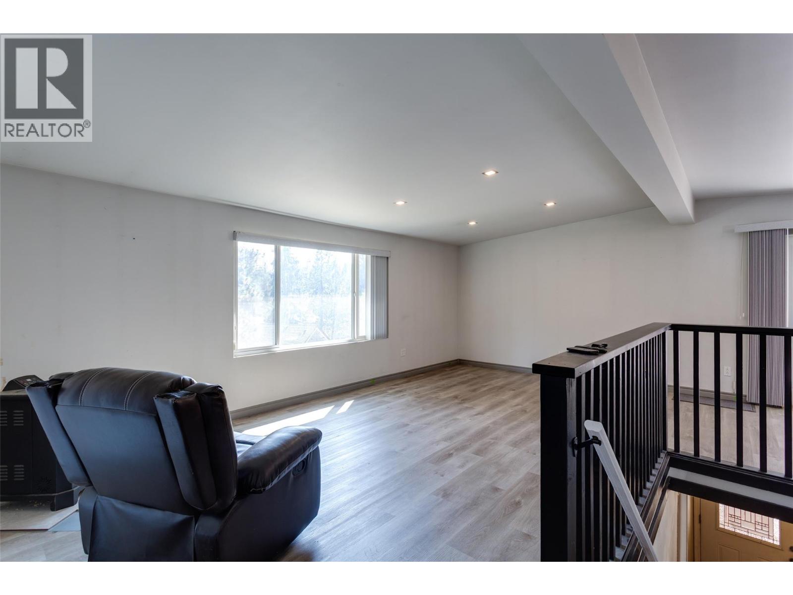  820 Firwood Road, Kelowna