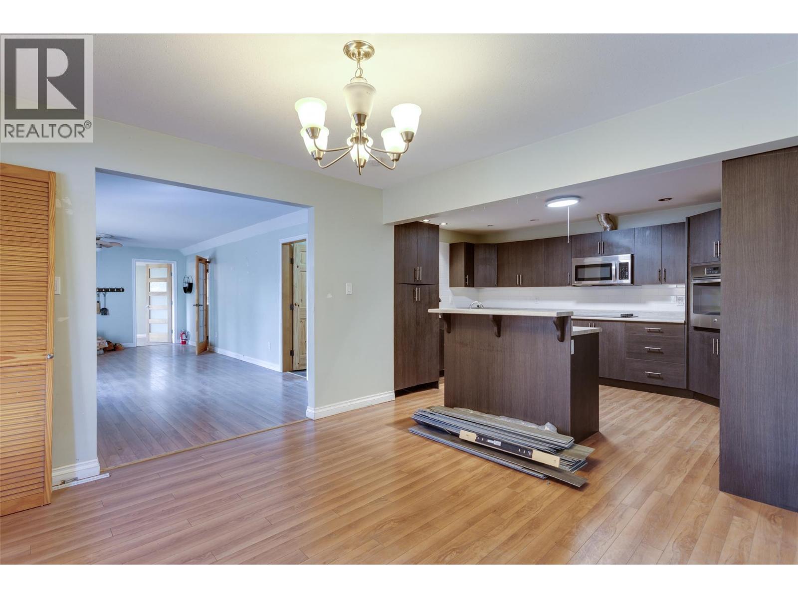  820 Firwood Road, Kelowna