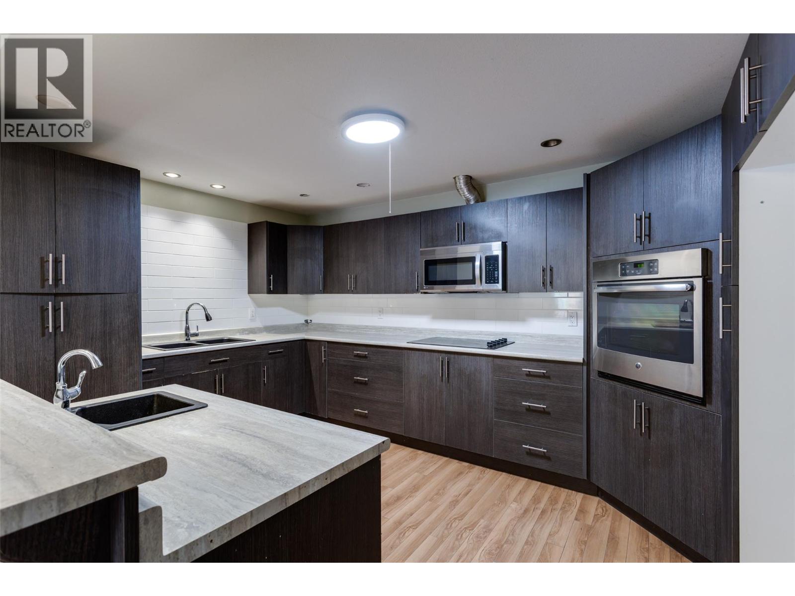  820 Firwood Road, Kelowna
