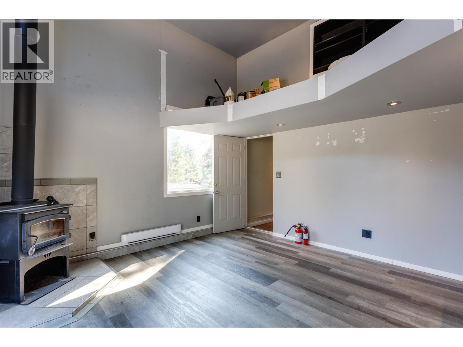  820 Firwood Road, Kelowna
