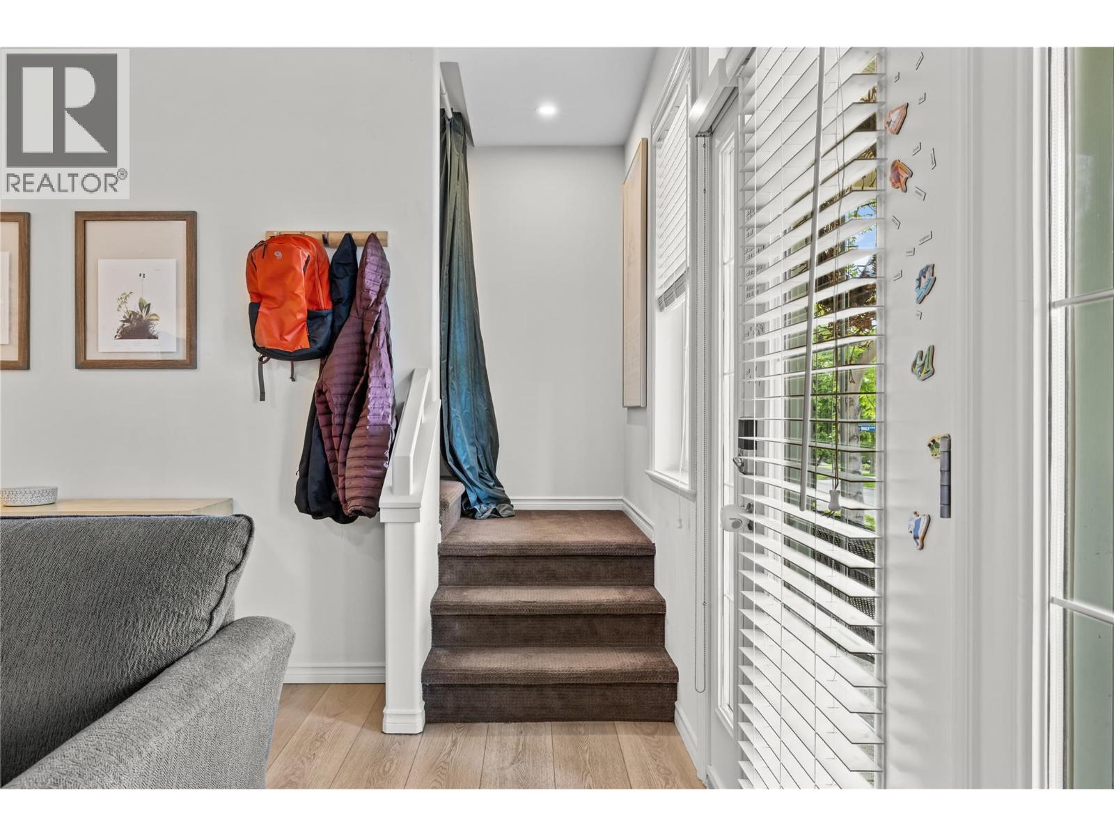  355 McCarren Avenue, Kelowna