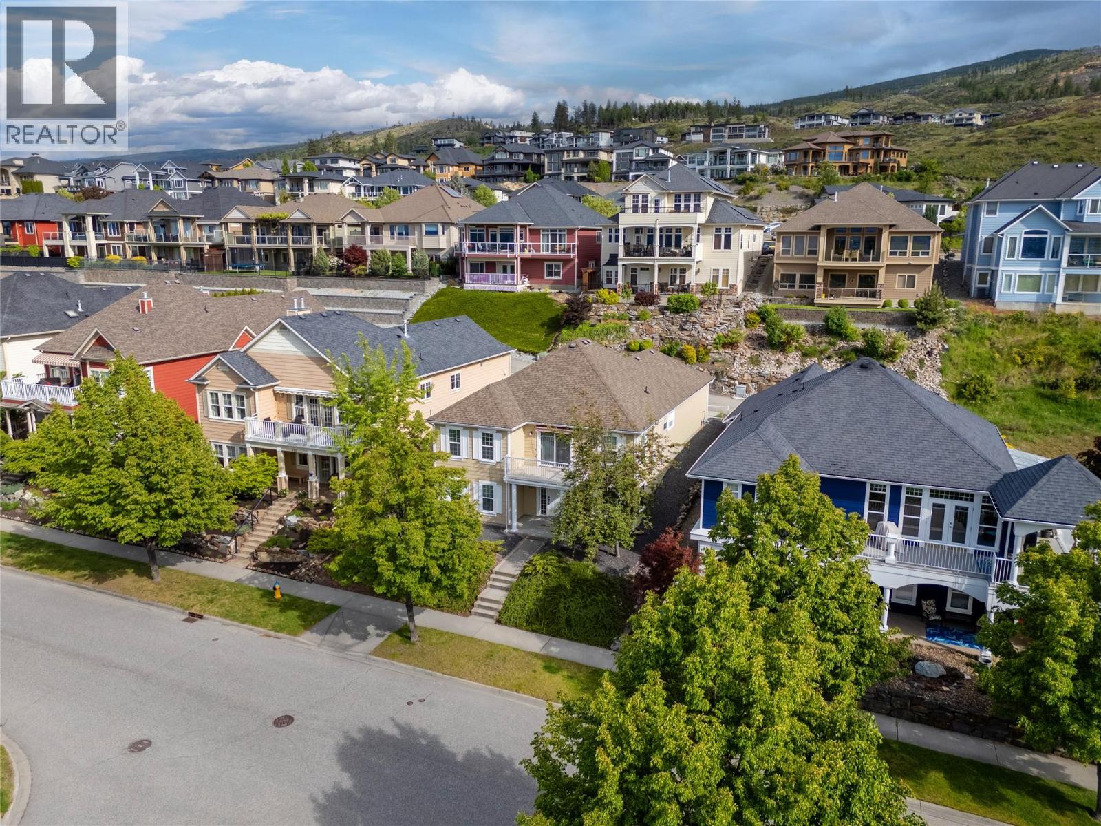  355 McCarren Avenue, Kelowna
