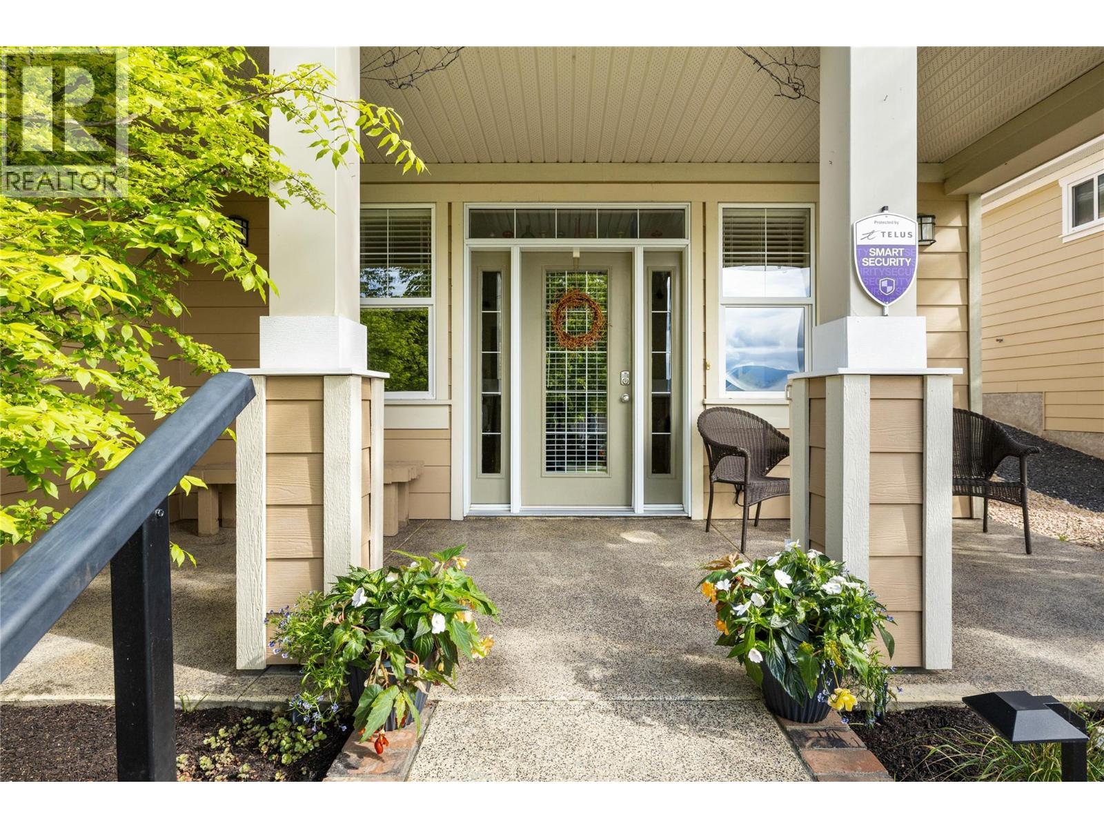 355 McCarren Avenue, Kelowna