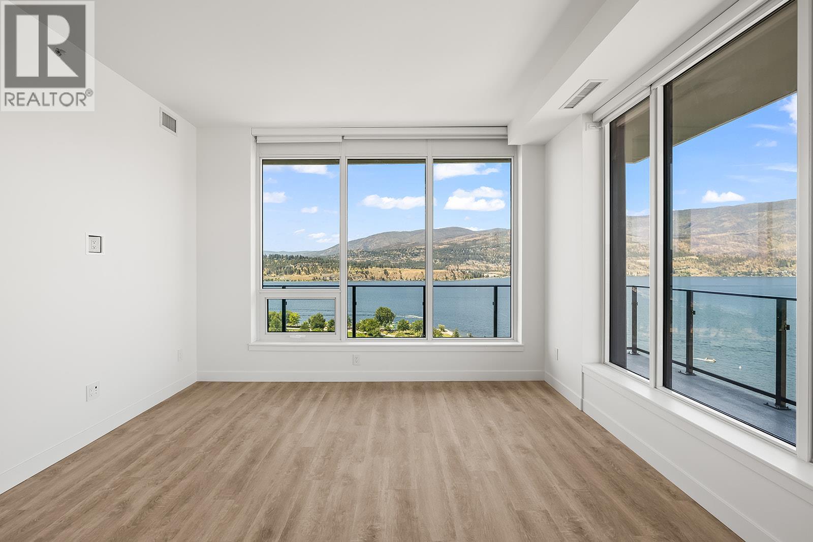 2108 238 Leon Avenue, Kelowna