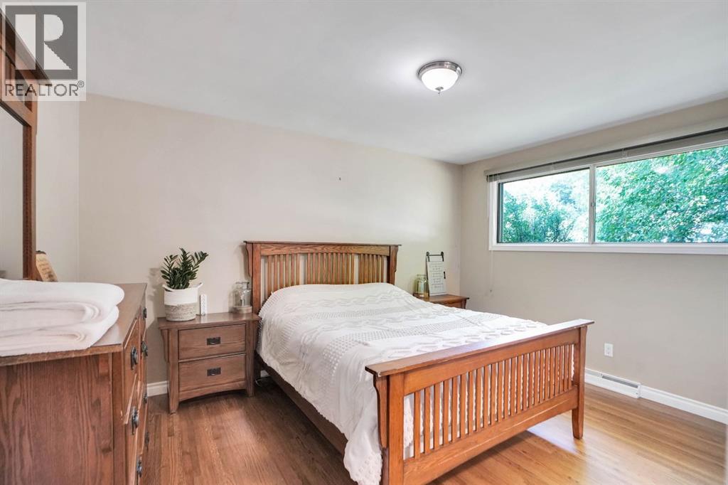 Single Family House Bungalow for Sale in  Northmount Drive NW Brentwood Calgary 
