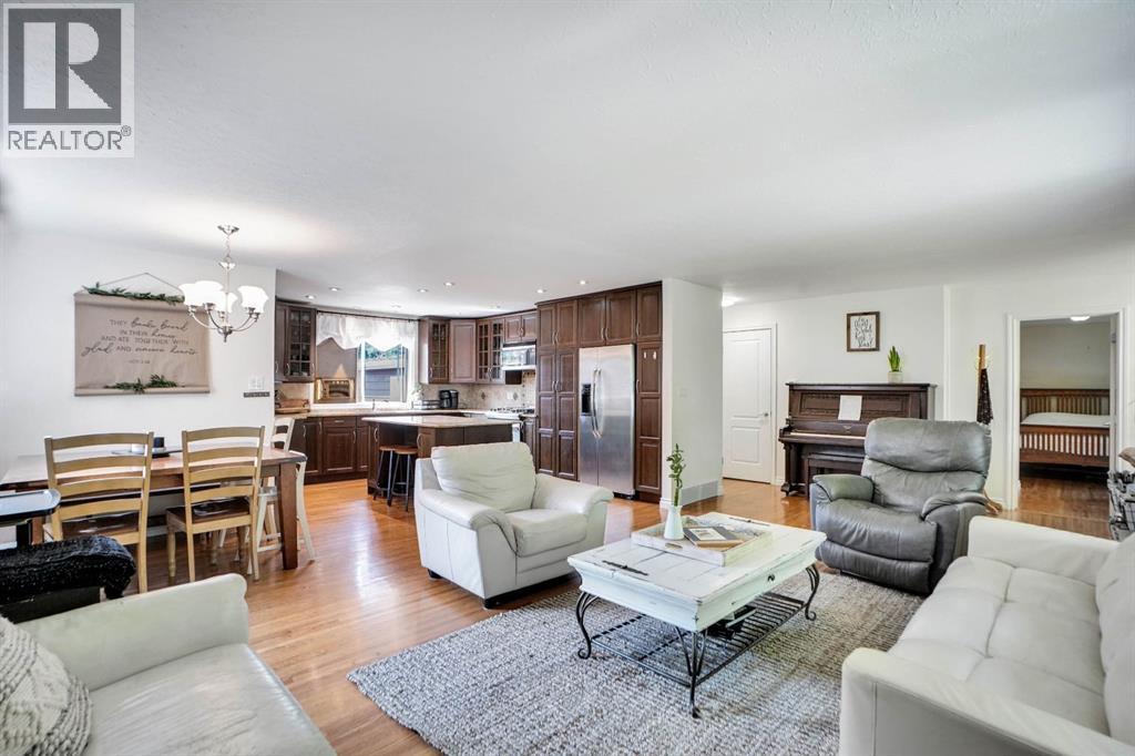 Single Family House Bungalow for Sale in  Northmount Drive NW Brentwood Calgary 