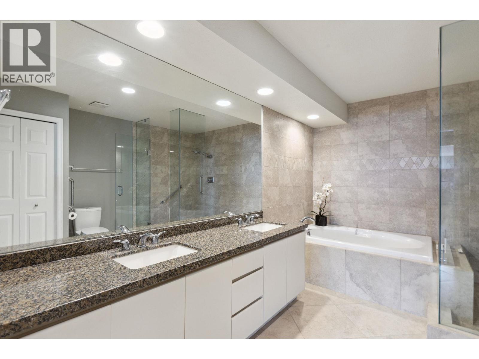 5307 ASPEN DRIVE, West Vancouver