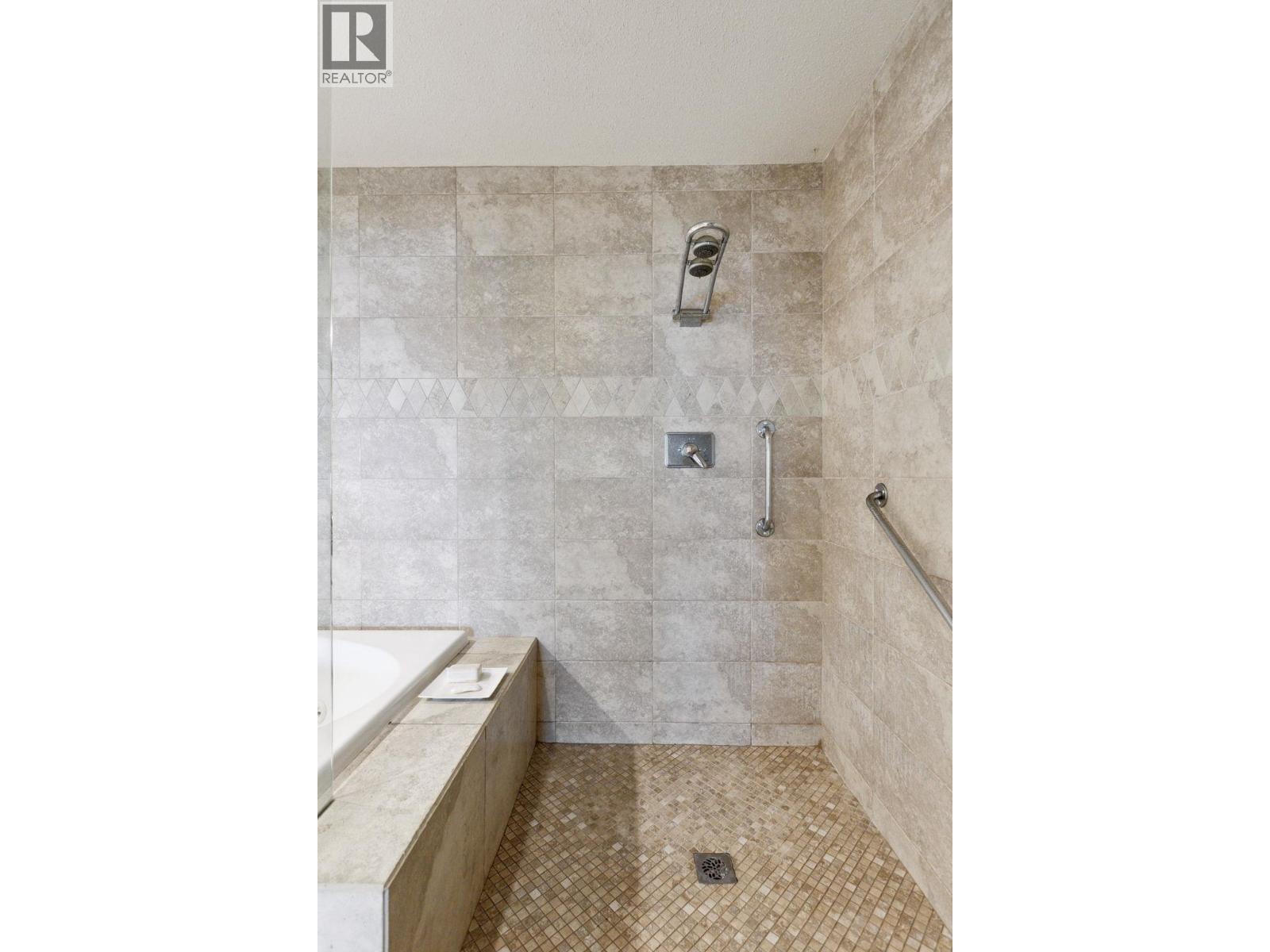 5307 ASPEN DRIVE, West Vancouver