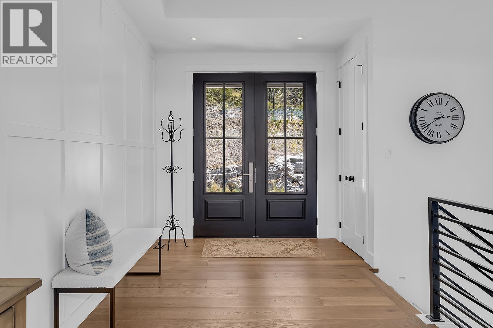  5670 Mountainside Court, Kelowna