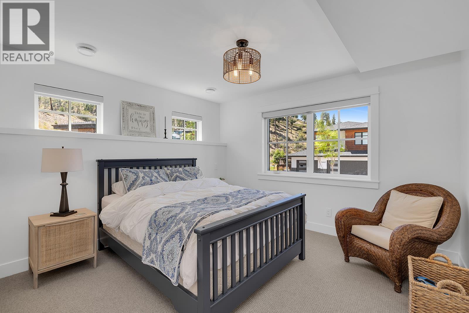  5670 Mountainside Court, Kelowna