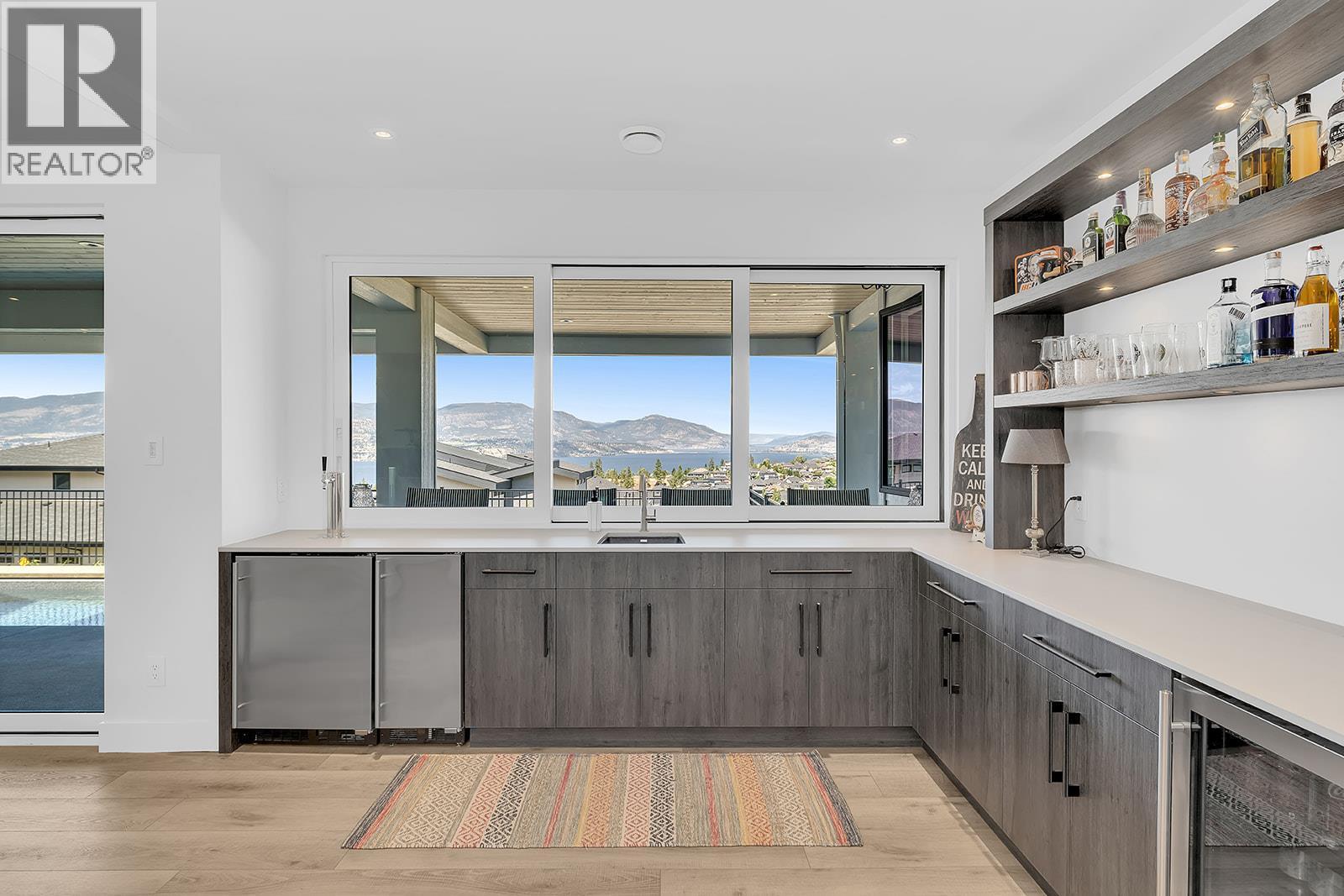  5670 Mountainside Court, Kelowna