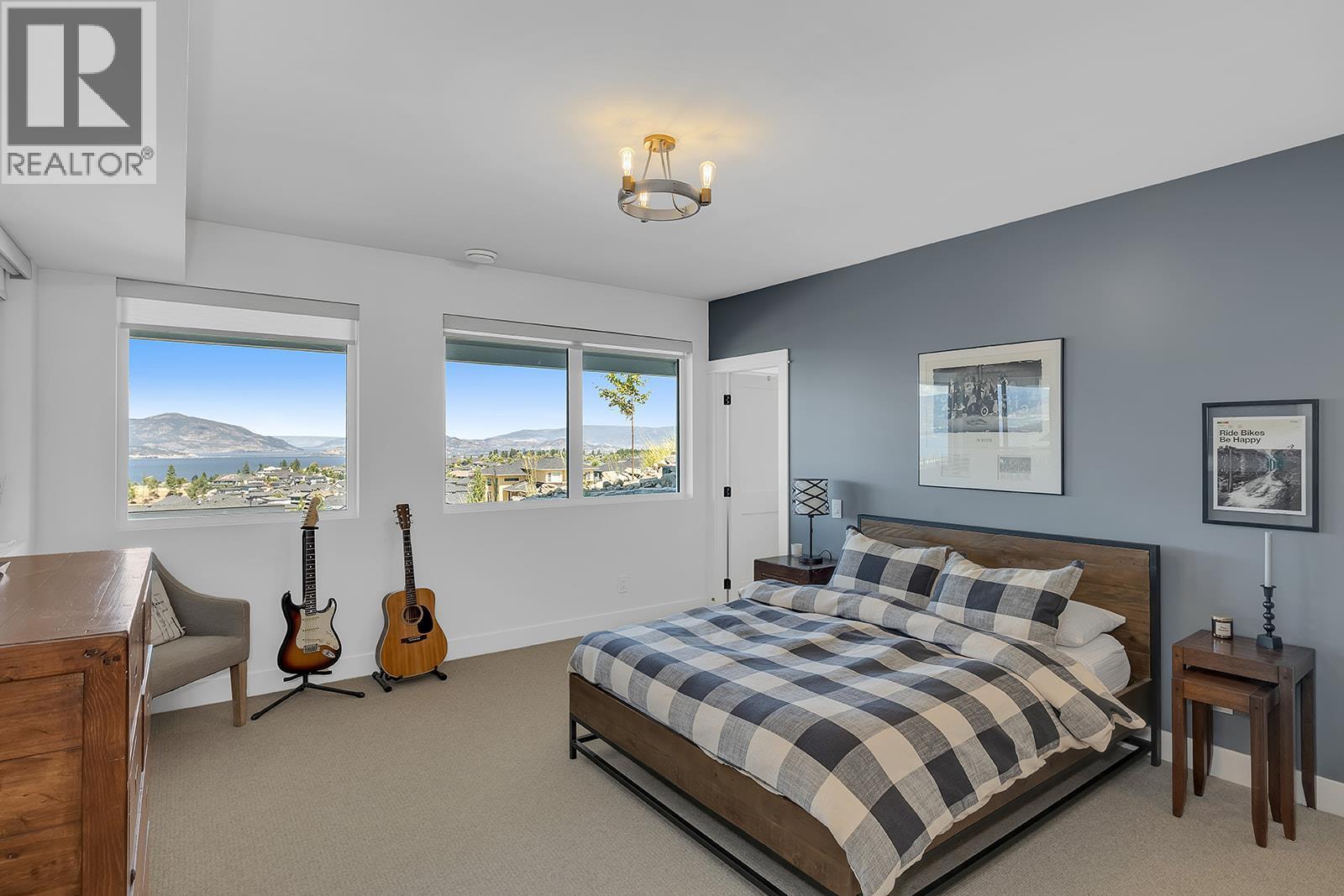 5670 Mountainside Court, Kelowna