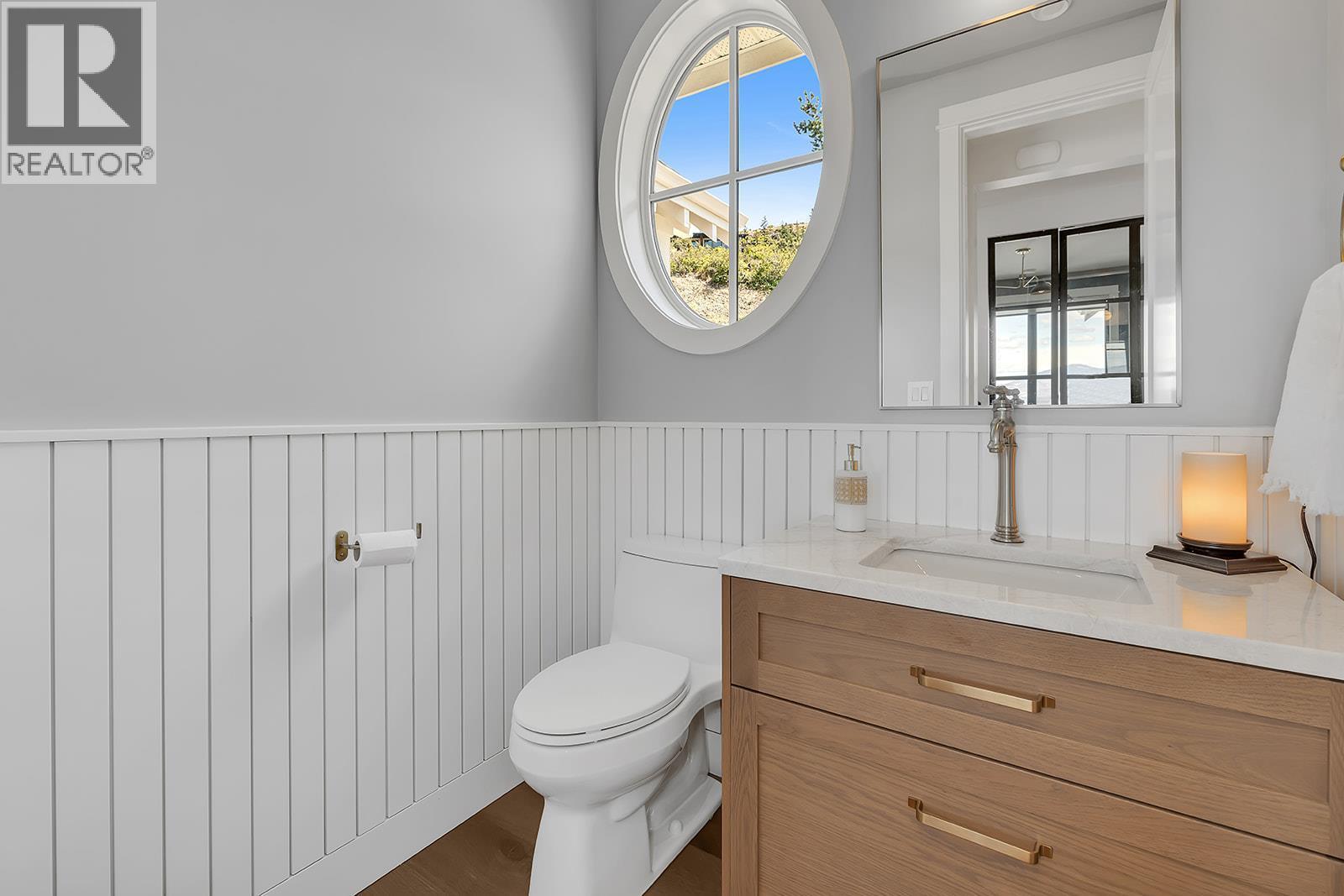  5670 Mountainside Court, Kelowna