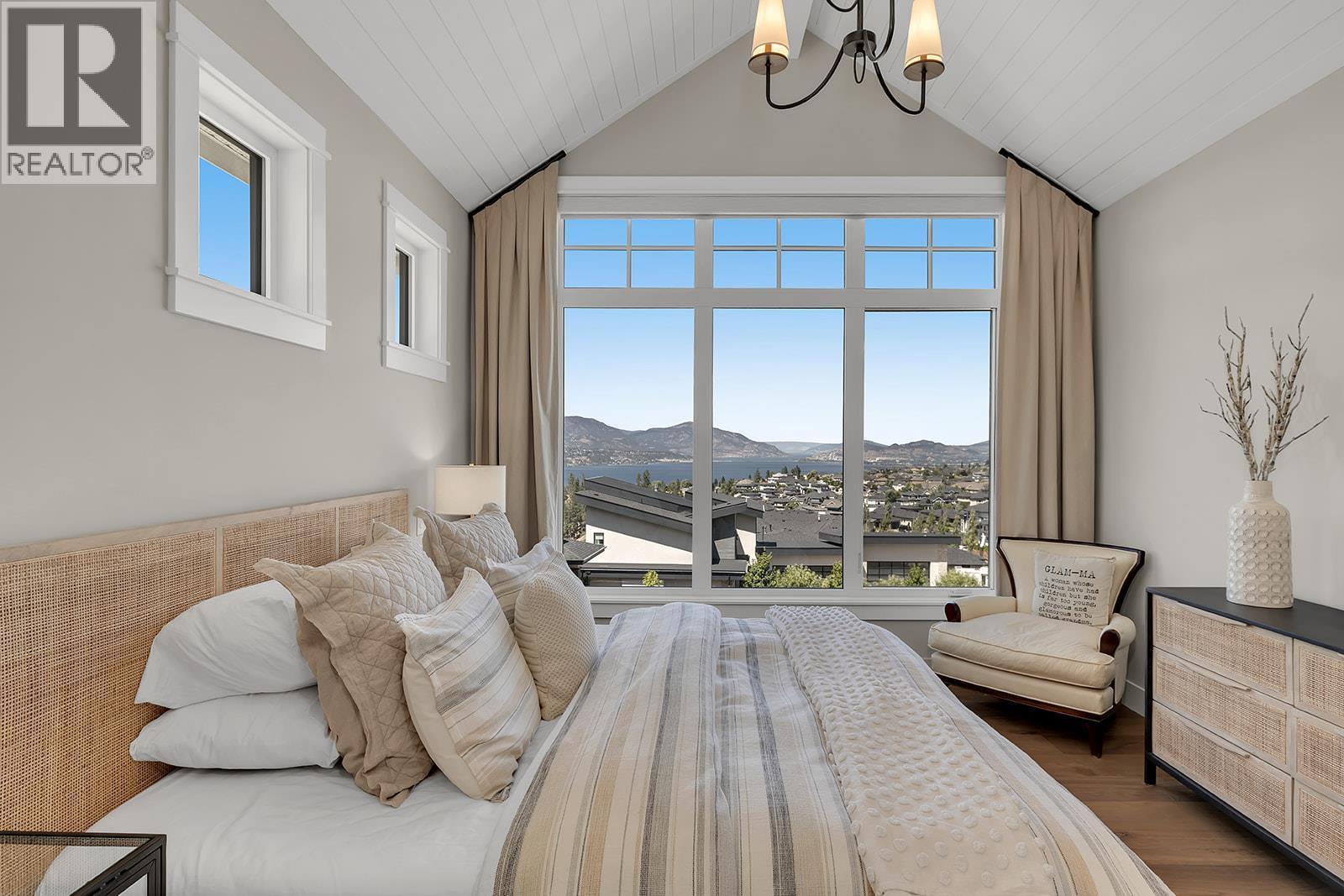  5670 Mountainside Court, Kelowna