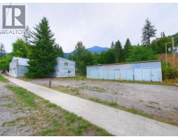 306 & 310 Lake Avenue, Silverton, BC V0G1S0 Photo 12