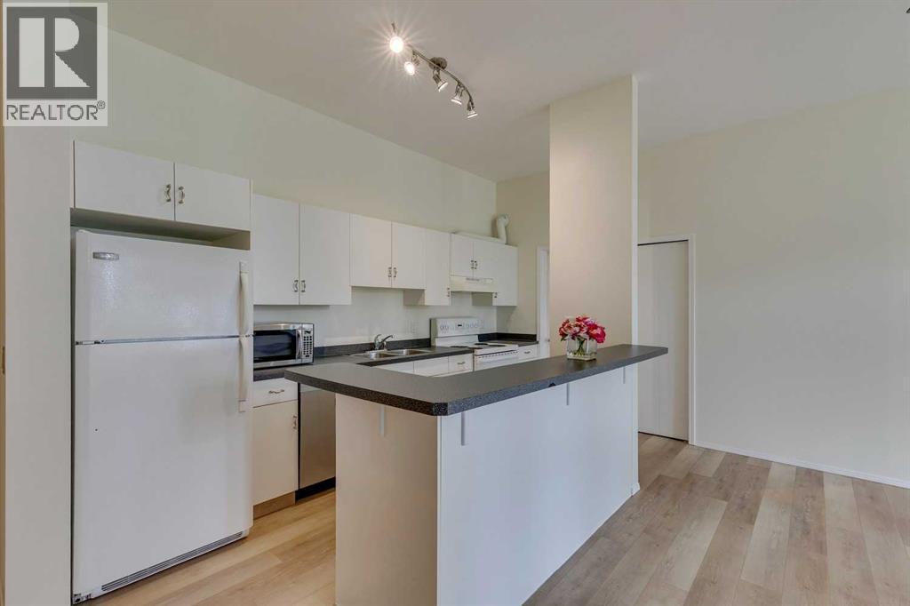 Single Family House for Sale in    Street SW Beltline Calgary 