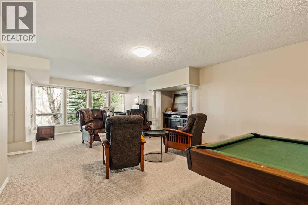 Single Family House for Sale in  Edendale Crescent NW Edgemont Calgary 
