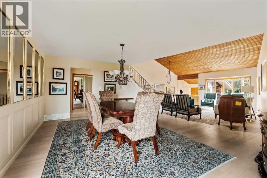Single Family House for Sale in  Edendale Crescent NW Edgemont Calgary 