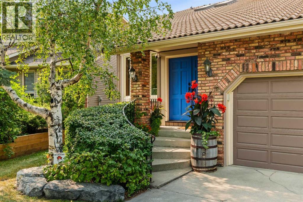 Single Family House for Sale in  Edendale Crescent NW Edgemont Calgary 