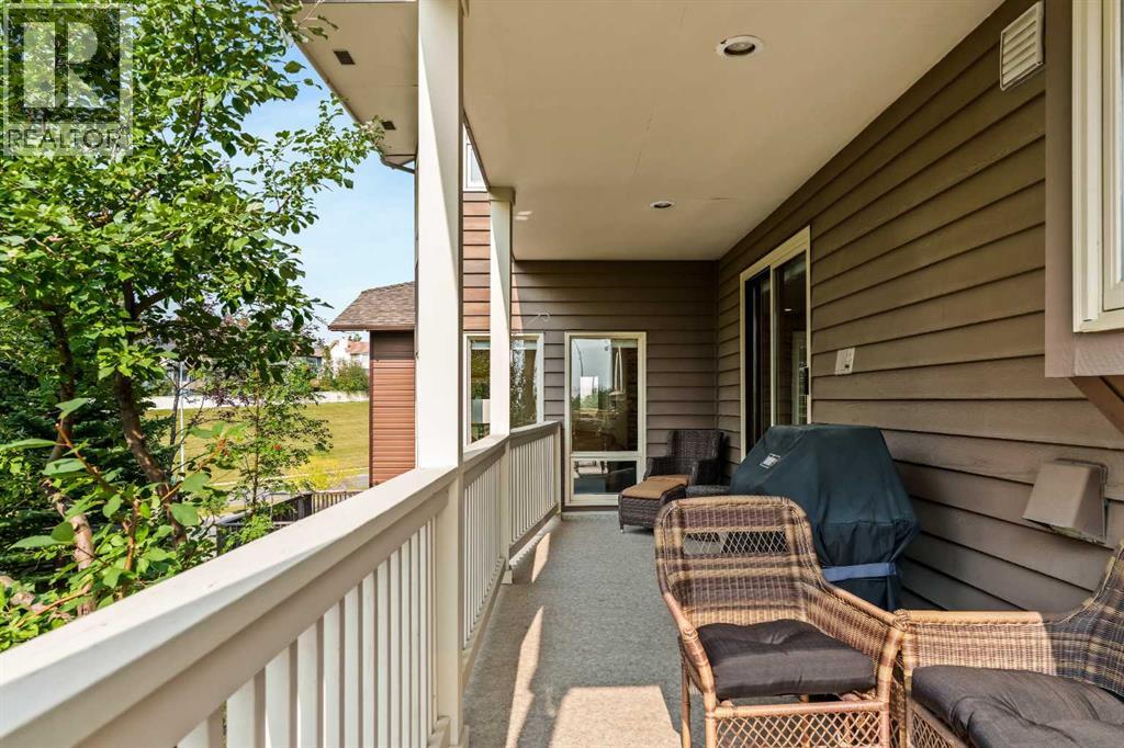 Single Family House for Sale in  Edendale Crescent NW Edgemont Calgary 