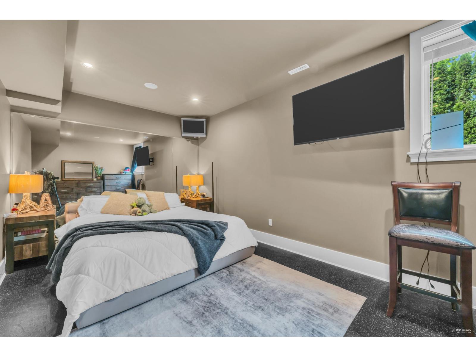 16168 30 AVENUE, Surrey