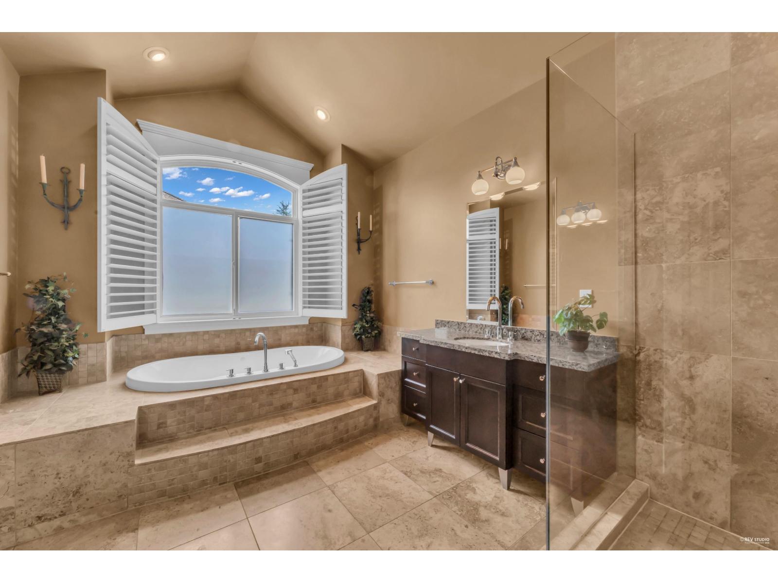 16168 30 AVENUE, Surrey