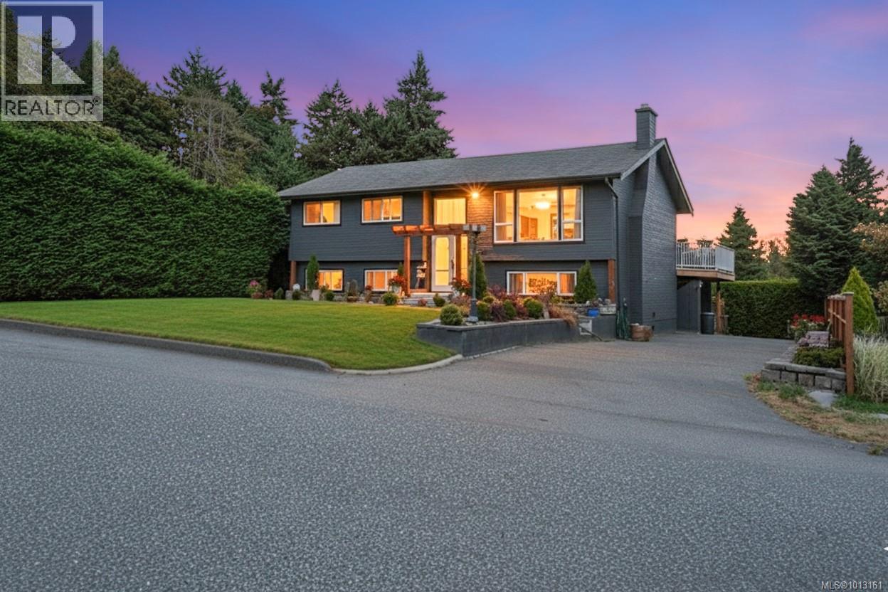 536 Strathdee Pl, Colwood