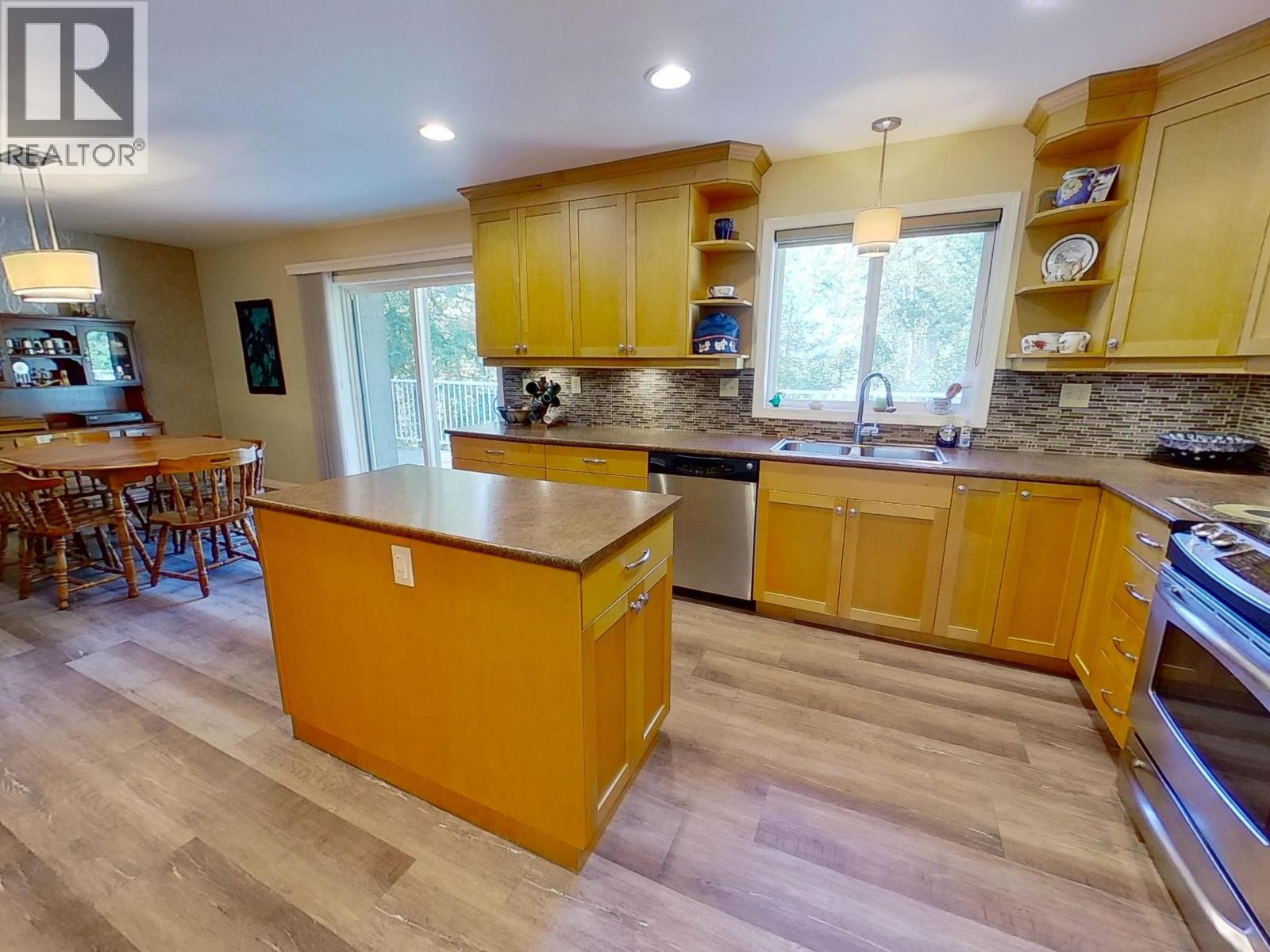 143 GROSZ S ROAD, Quesnel