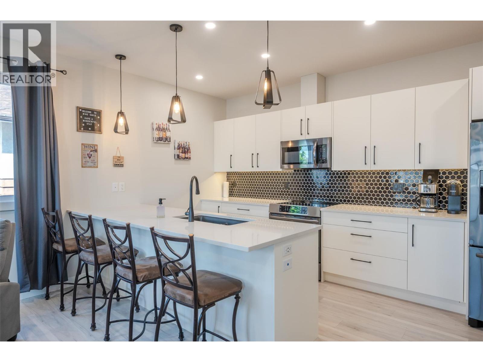 547 Westminster Avenue Unit# 101, Penticton