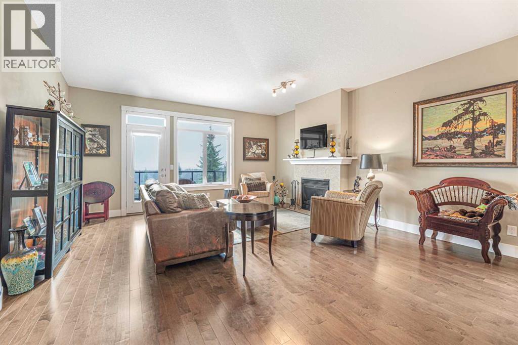 Single Family House Bungalow for Sale in  Rocky Vista Gardens NW Rocky Ridge Calgary 