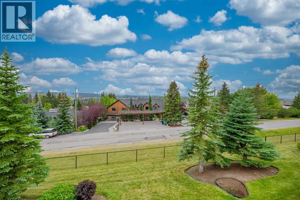 Single Family House Bungalow for Sale in  Rocky Vista Gardens NW Rocky Ridge Calgary 