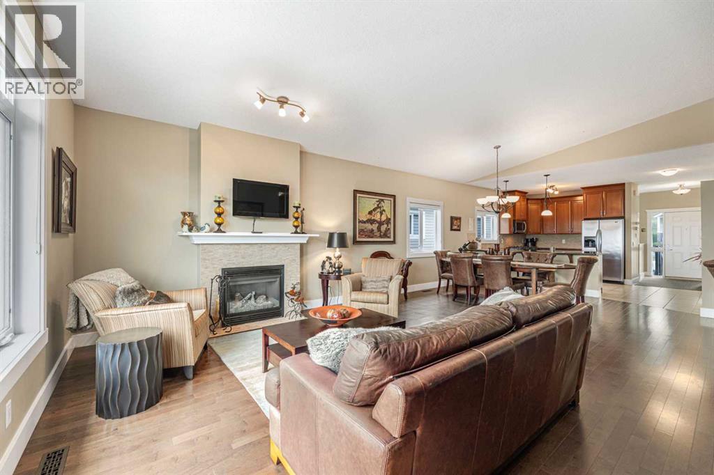 Single Family House Bungalow for Sale in  Rocky Vista Gardens NW Rocky Ridge Calgary 