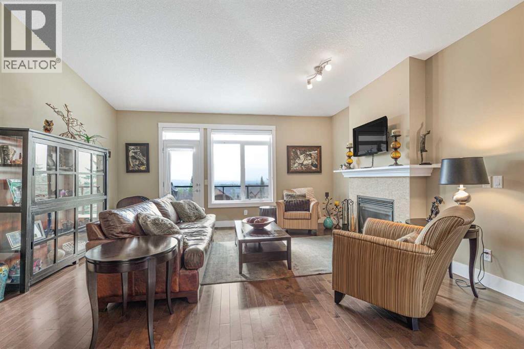 Single Family House Bungalow for Sale in  Rocky Vista Gardens NW Rocky Ridge Calgary 