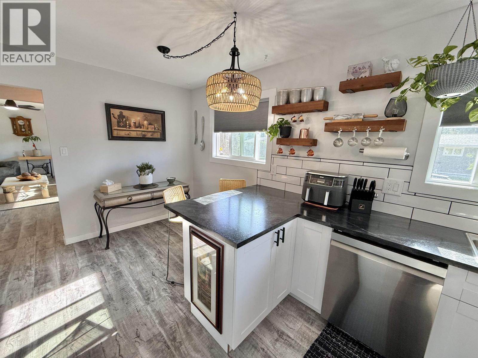 580 NASON STREET, Quesnel