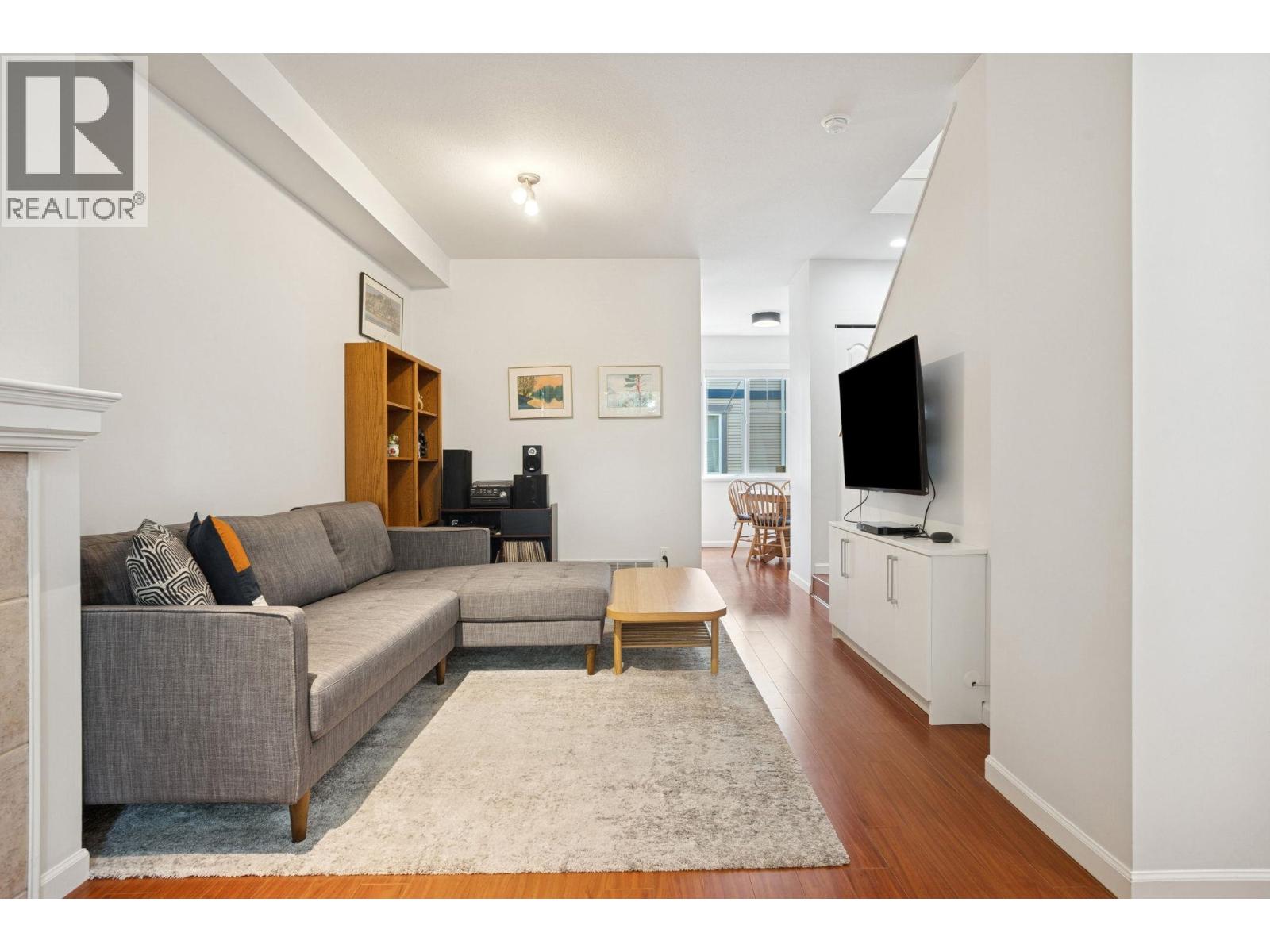 2 6833 LIVINGSTONE PLACE, Richmond