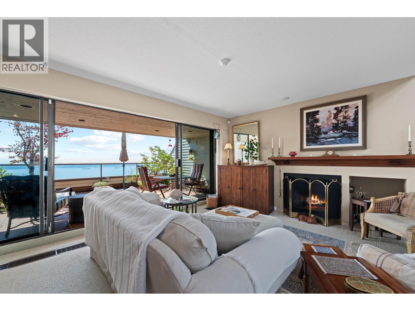 48 2250 FOLKESTONE WAY, West Vancouver