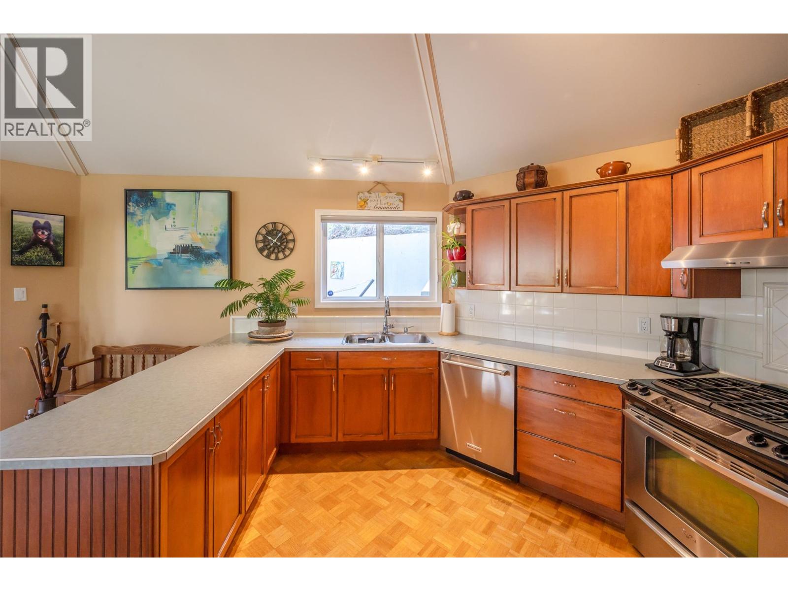  4744 Lakeside Road, Penticton