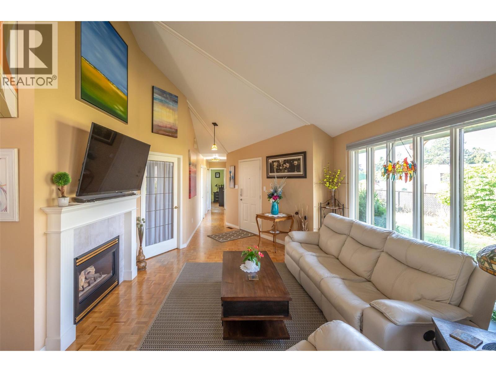  4744 Lakeside Road, Penticton
