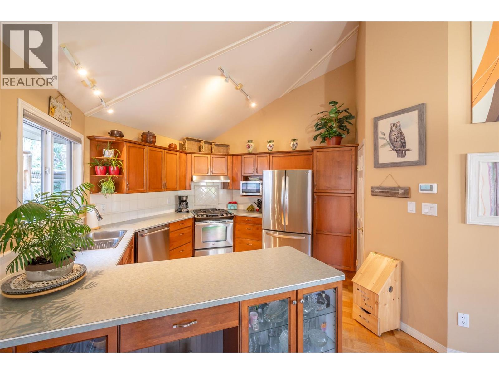  4744 Lakeside Road, Penticton