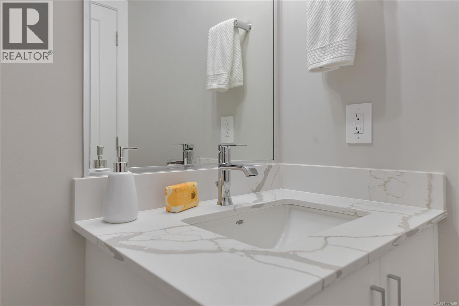1459 Stella Lane, Langford