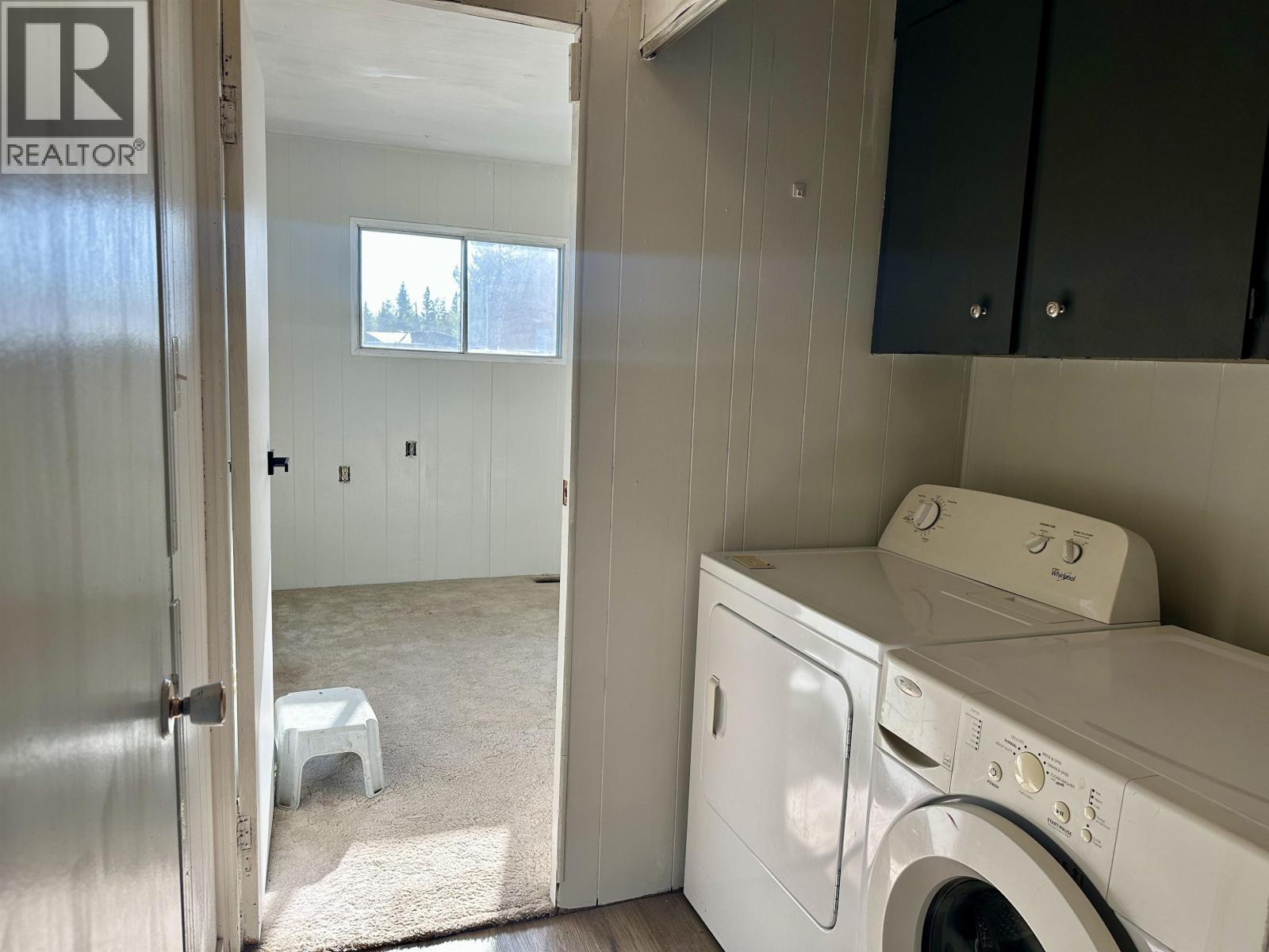 693 OAK ROAD, Vanderhoof
