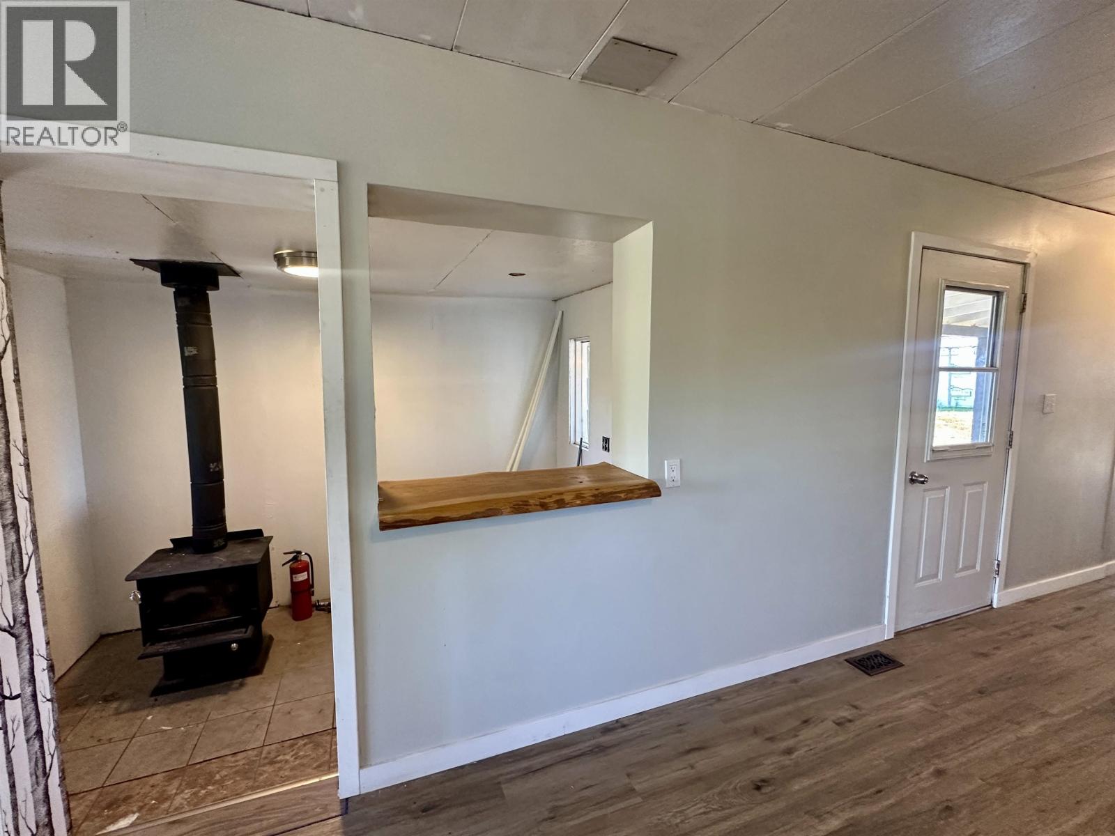 693 OAK ROAD, Vanderhoof