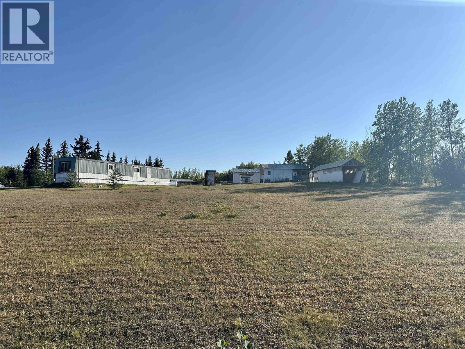 693 OAK ROAD, Vanderhoof