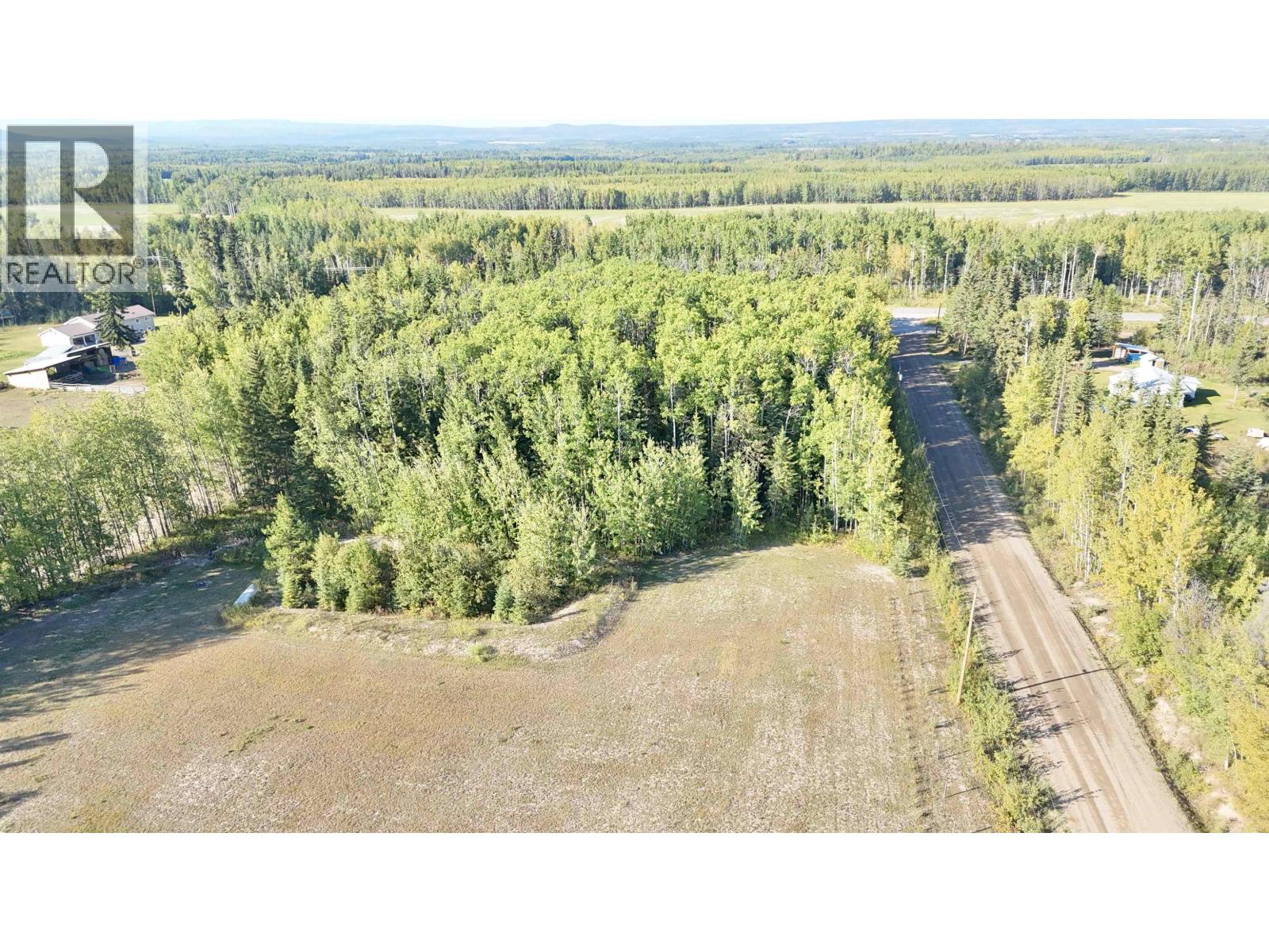 693 OAK ROAD, Vanderhoof