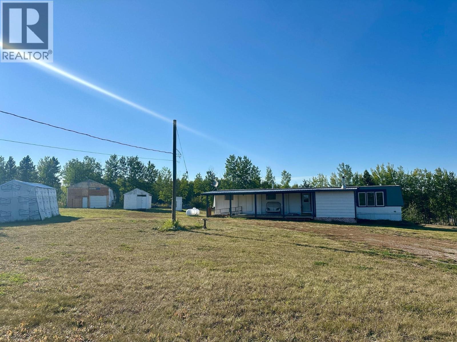 693 OAK ROAD, Vanderhoof