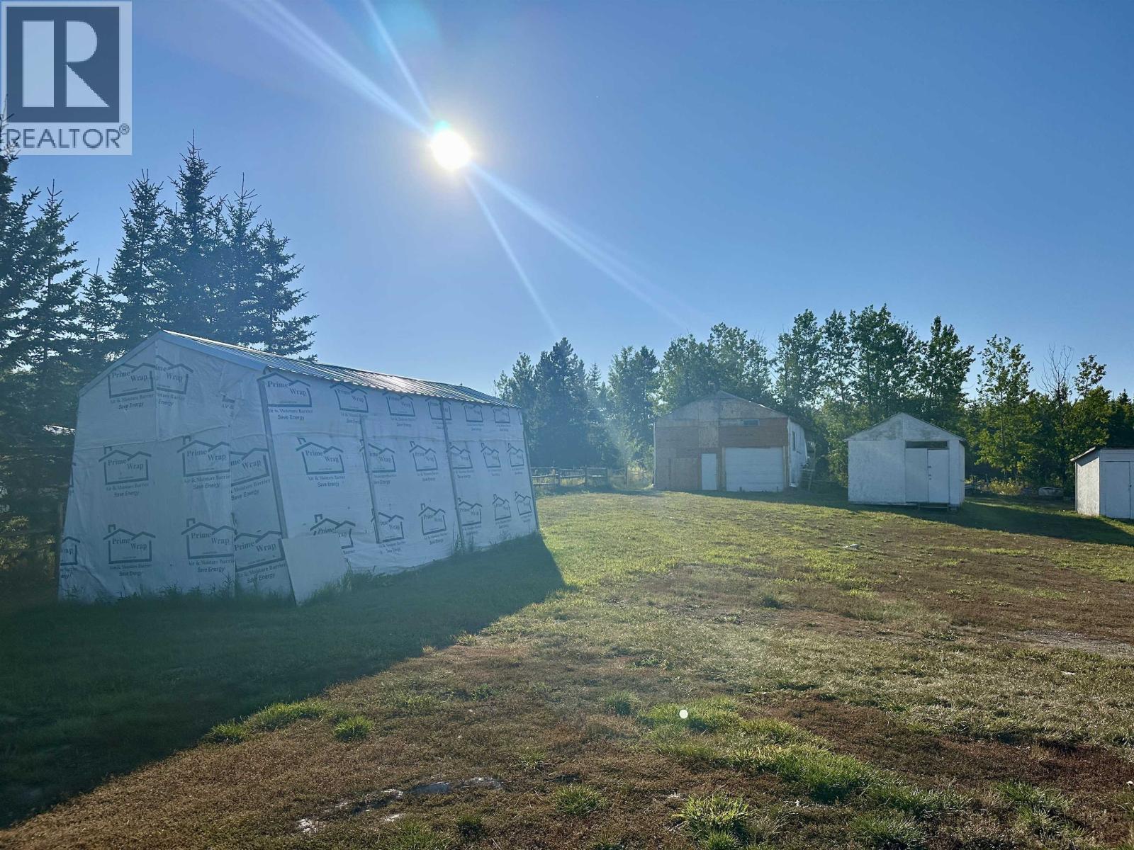 693 OAK ROAD, Vanderhoof