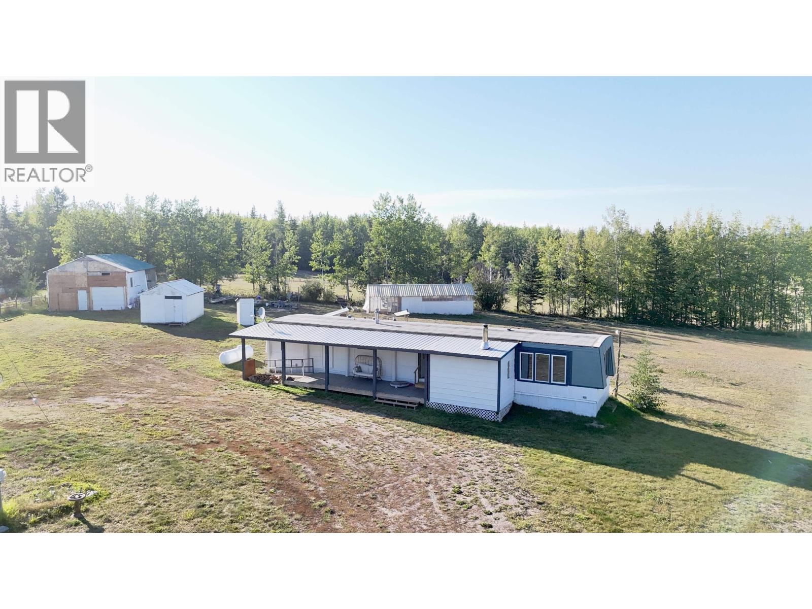 693 OAK ROAD, Vanderhoof