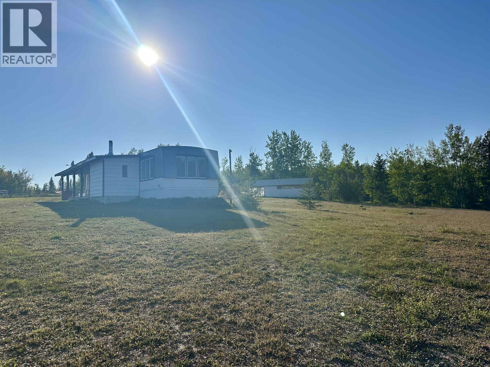 693 OAK ROAD, Vanderhoof