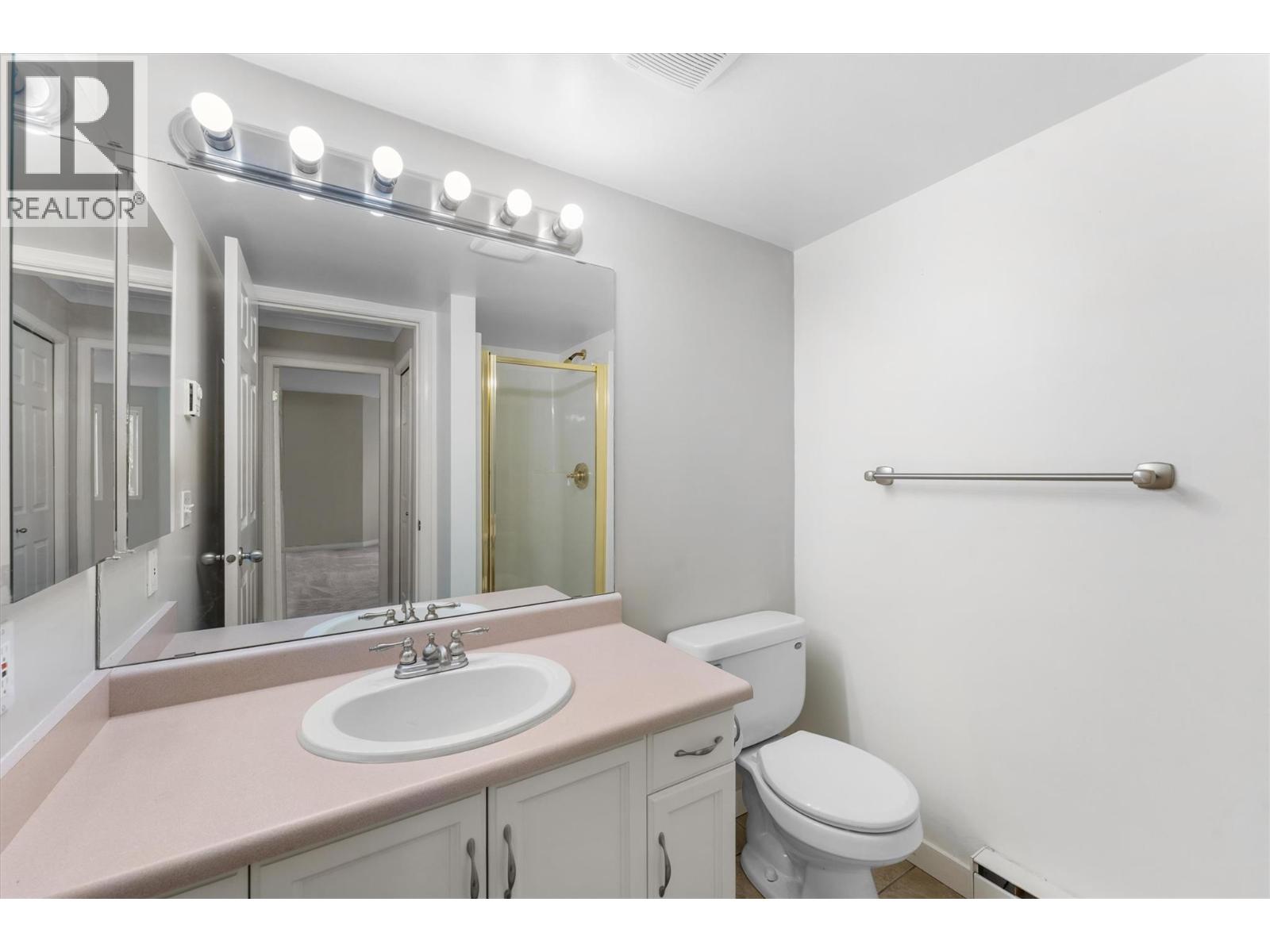 210 255 Aurora Crescent, Kelowna